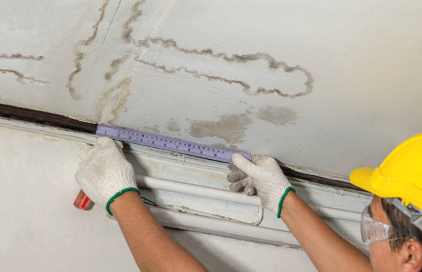 Reliable Flood Cleanup contractor in Hubertus, WI by Water Damage Irwin